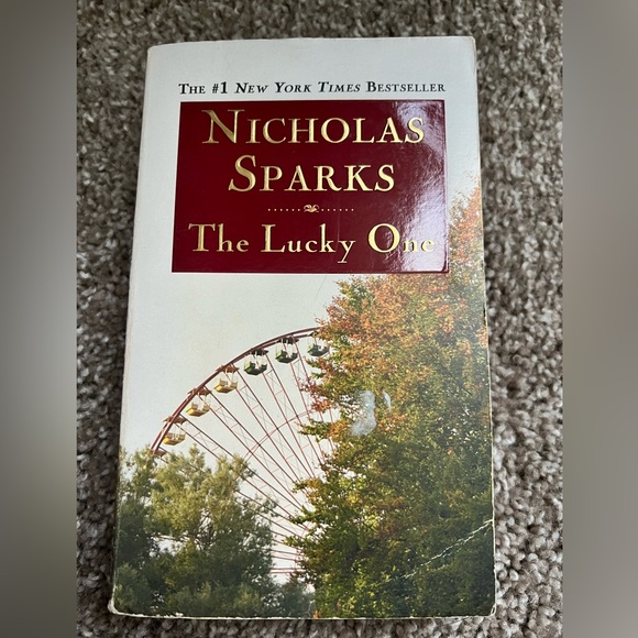 Lot of 4- Nicholas Sparks- Paperback Editions - Picture 8 of 9